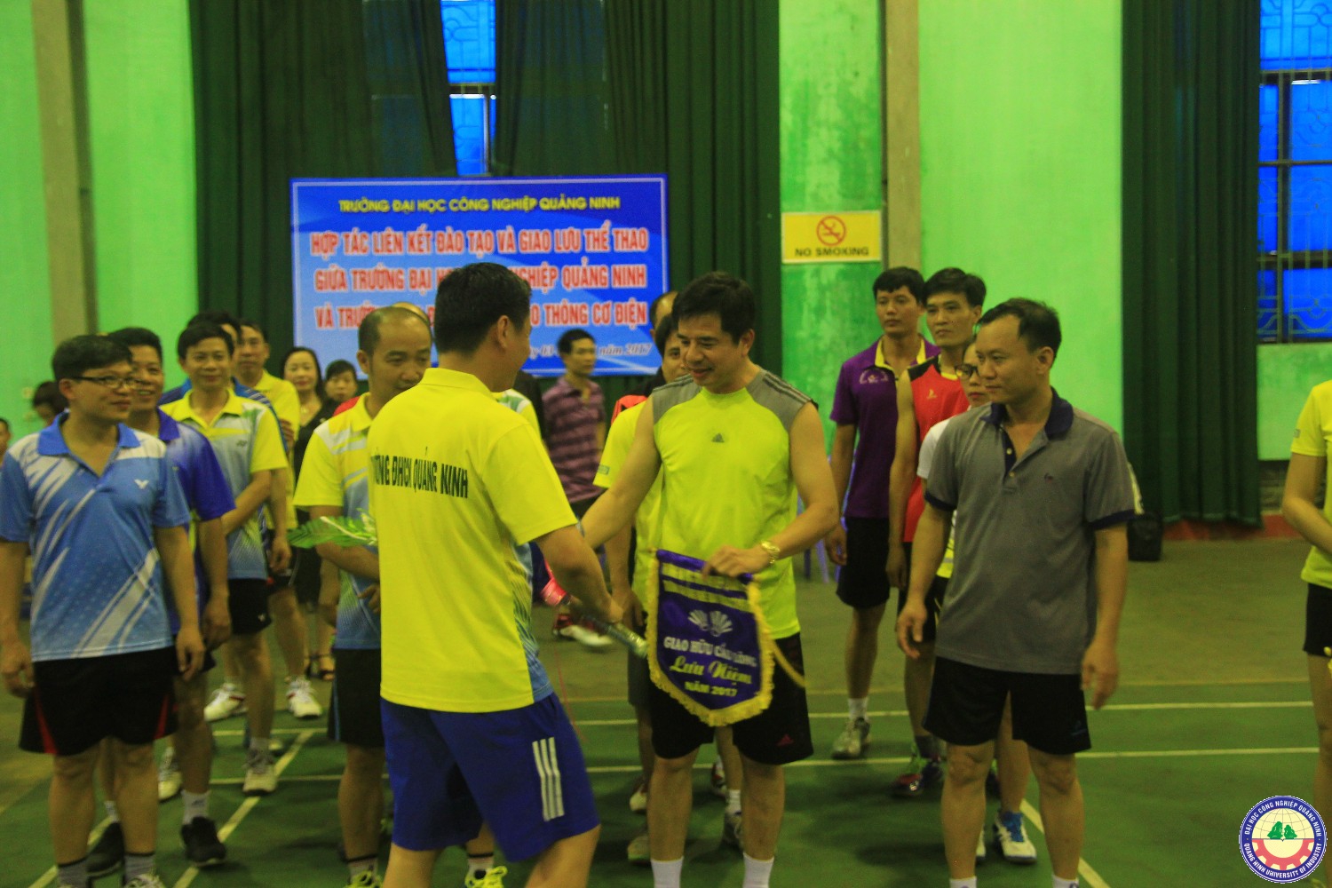 Hợp tác liên kết đào tạo và giao lưu thể thao giũa trường Đại học công nghiệp Quảng Ninh và trường cao đẳng Giao thông Cơ điện
