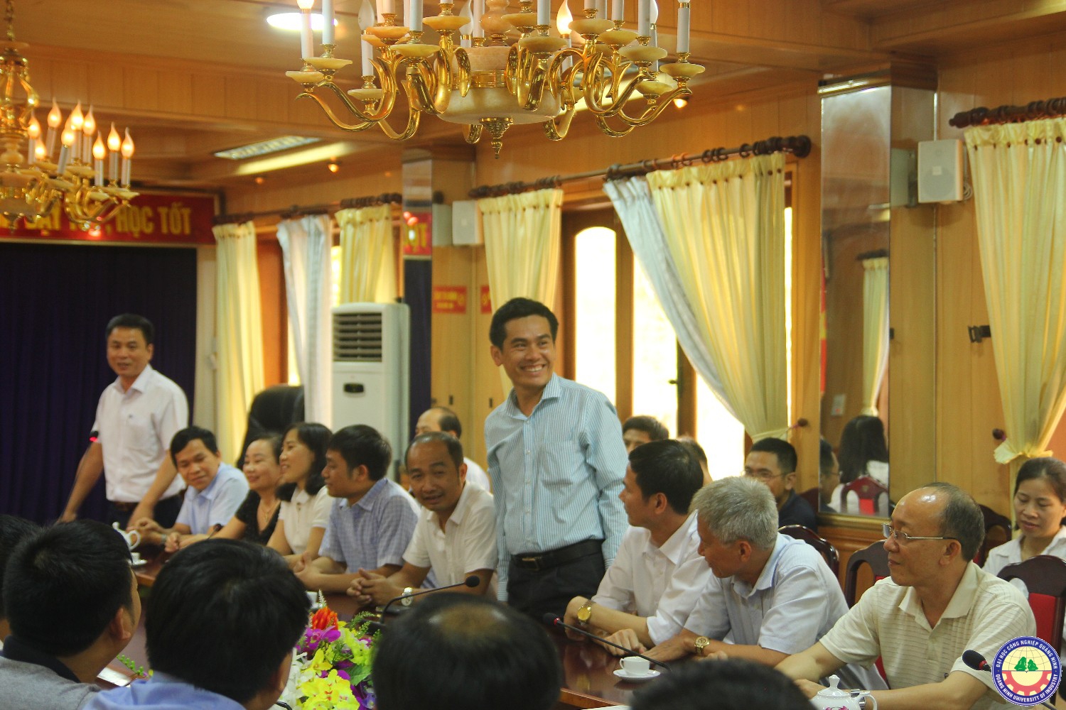Giao lưu hợp tác đào tạo giữa trường Đại Công nghiệp Quảng Ninh và trường Đại học Sao Đỏ