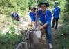 Đội TNTN Trường Đại học Công nghiệp Quảng Ninh tình nguyện tham gia vận chuyển và xây dựng nhà cho gia đình bác Chìu Tắc Ngần tại thôn Pồ Tộc, xã Quảng Sơn, huyện Hải Hà.