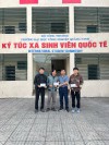 Chăm lo Tết cho Lưu học sinh