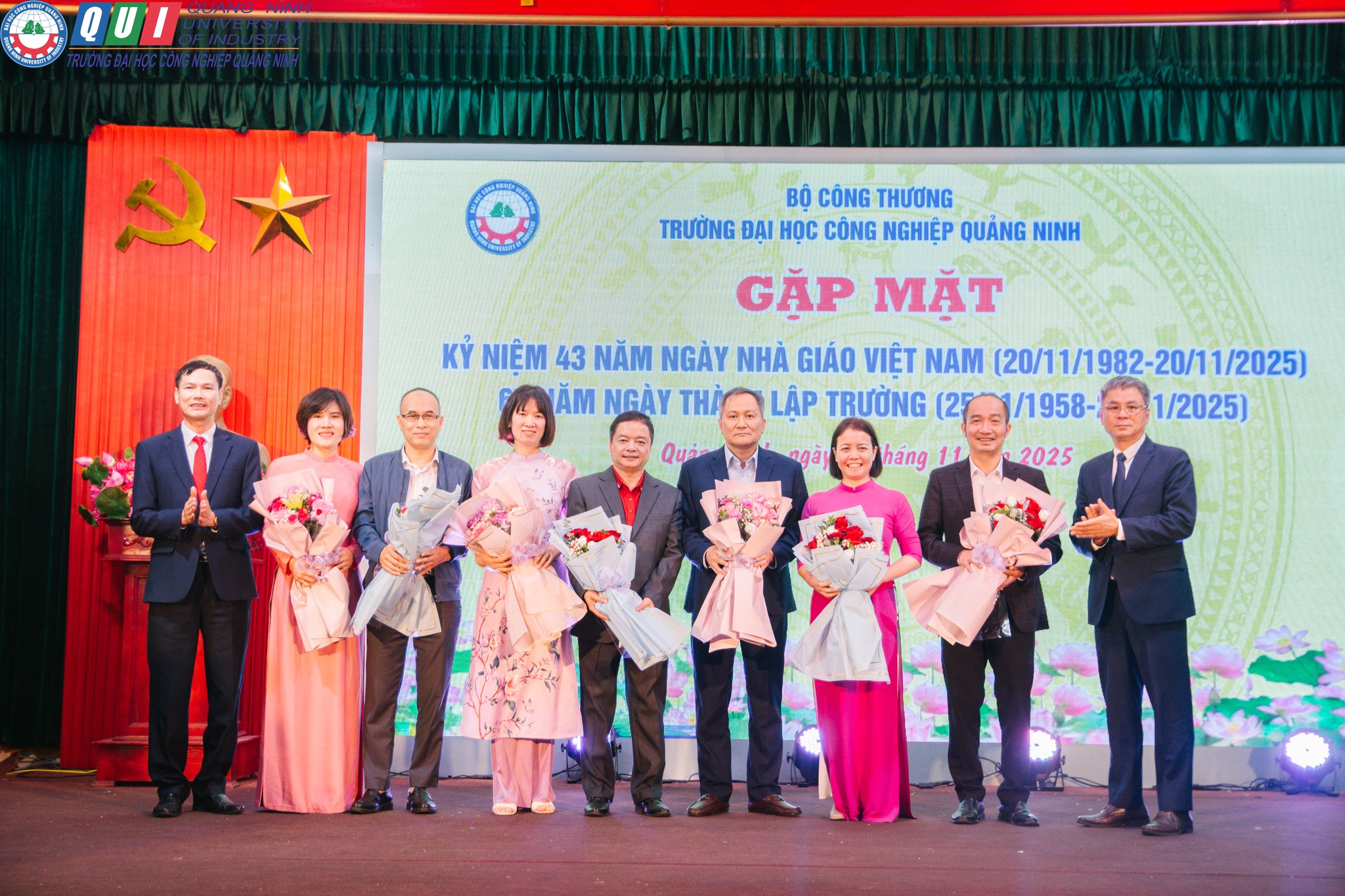 Công đoàn Trường Đại học Công nghiệp Quảng Ninh phối hợp tổ chức các hoạt động chào mừng kỷ niệm 43 năm Ngày Nhà giáo Việt Nam, 67 năm Ngày thành lập Trường