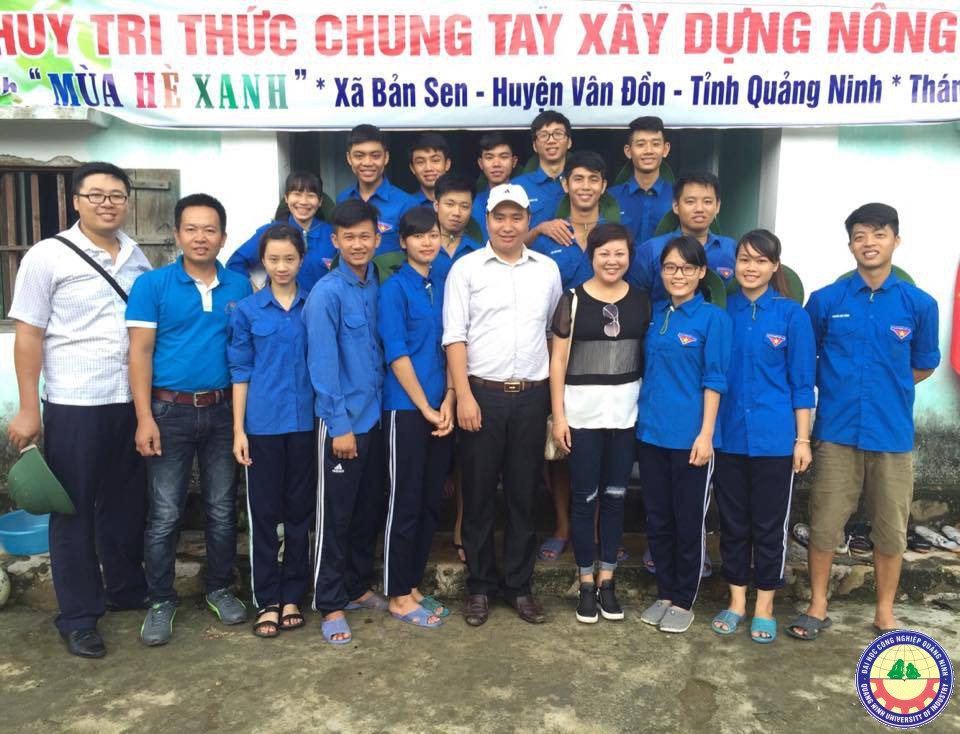 Sinh viên Trường Đại học Công nghiệp Quảng Ninh chung sức xây dựng nông thôn mới