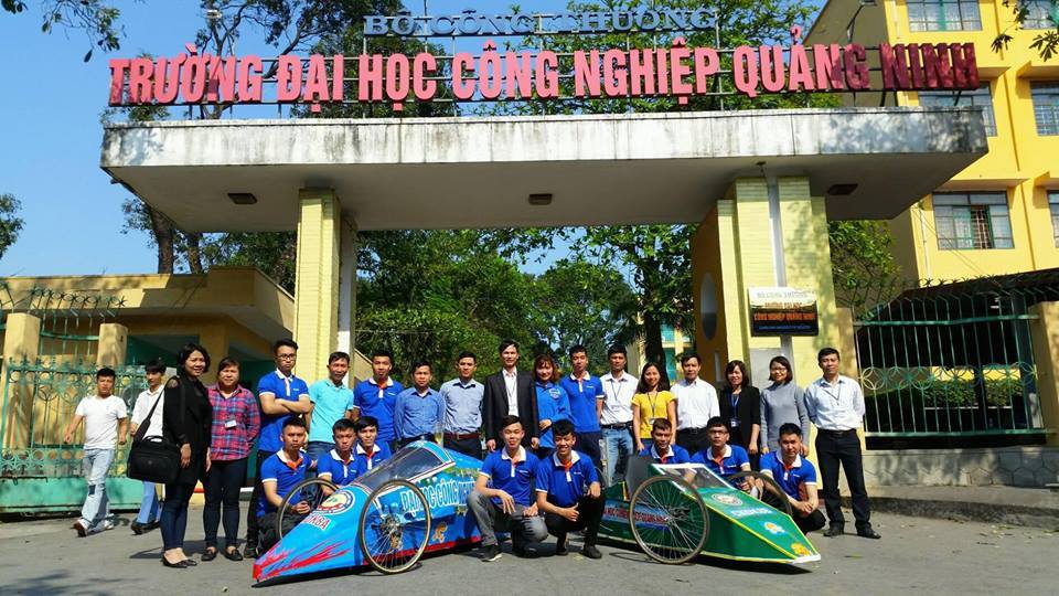 Sinh viên trường Đại học Công nghiệp Quảng Ninh tham gia cuộc thi Lái xe sinh thái EMC năm 2018
