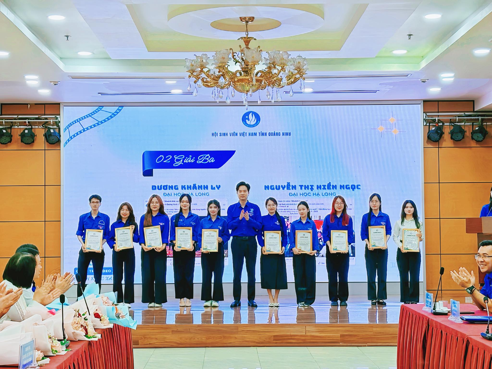 Sinh viên Trường Đại học Công nghiệp Quảng Ninh đạt giải Cuộc thi video “Khoảnh khắc xanh”