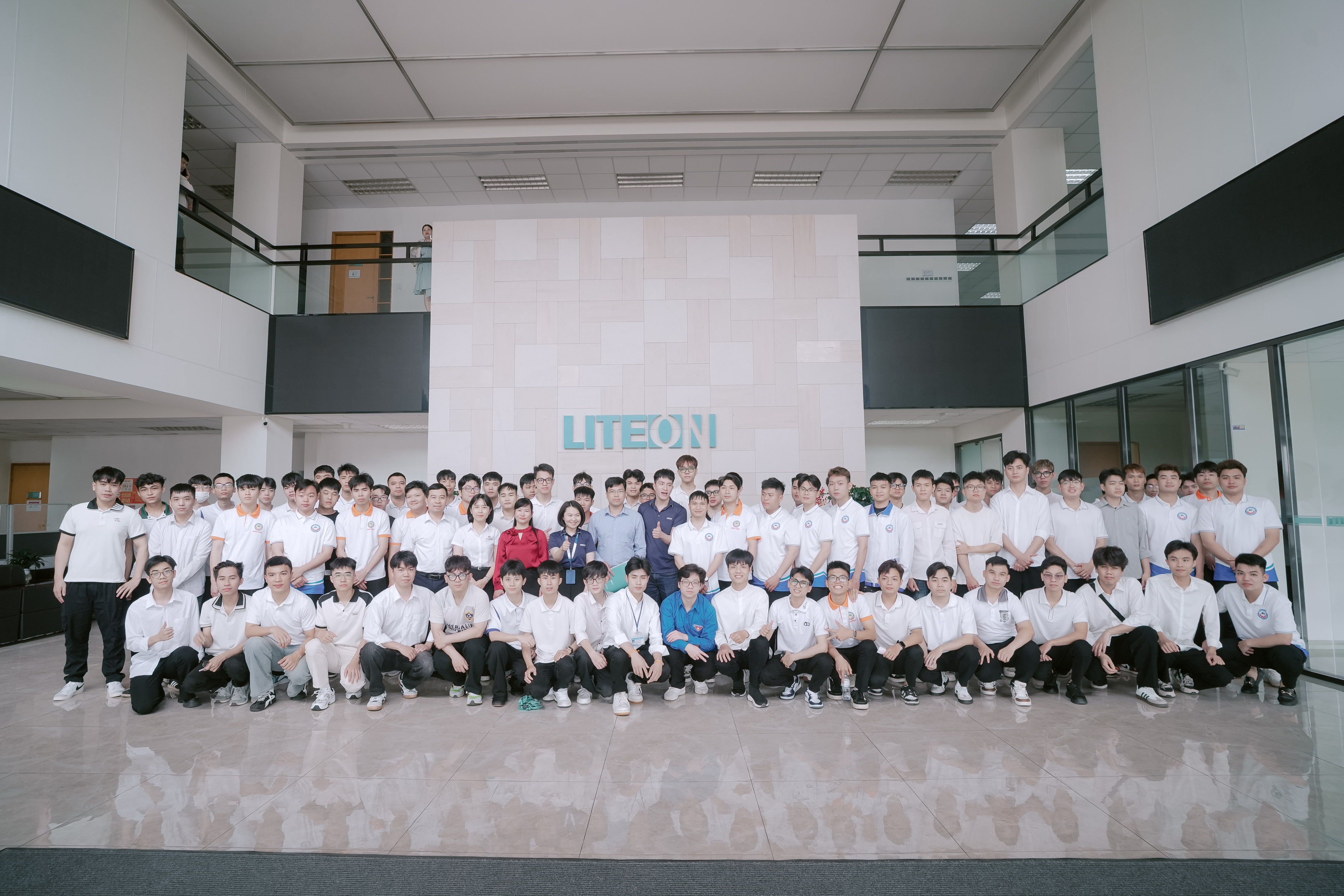 Sinh viên trải nghiệm thực tế tại Công ty TNHH Lite On Việt Nam