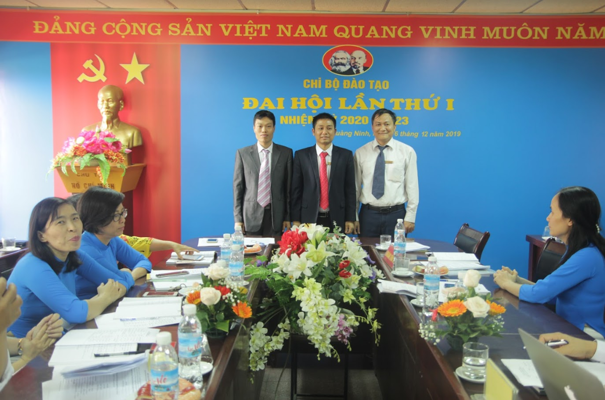 Đảng bộ trường Đại học Công nghiệp Quảng Ninh tổ chức thành công Đại hội Chi bộ nhiệm kỳ 2020-2023