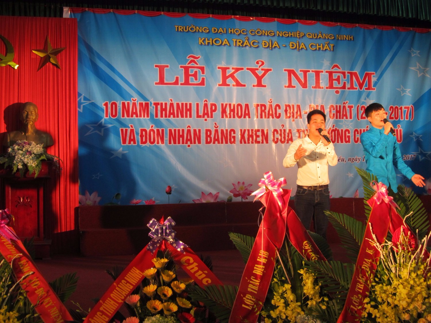Lễ kỷ niệm 10 năm thành lập khoa Trắc Địa - Địa Chất