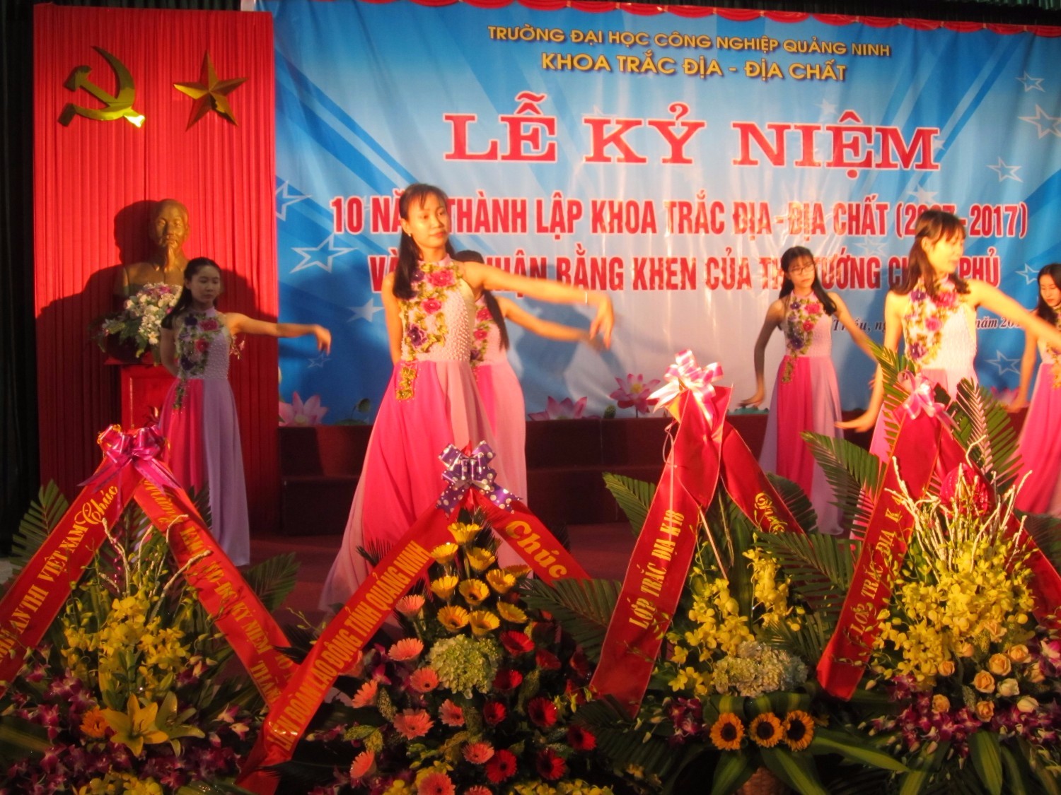 Lễ kỷ niệm 10 năm thành lập khoa Trắc Địa - Địa Chất
