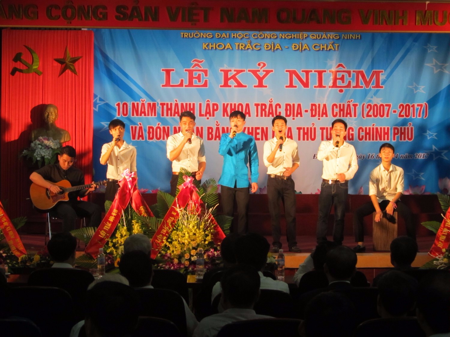 Lễ kỷ niệm 10 năm thành lập khoa Trắc Địa - Địa Chất