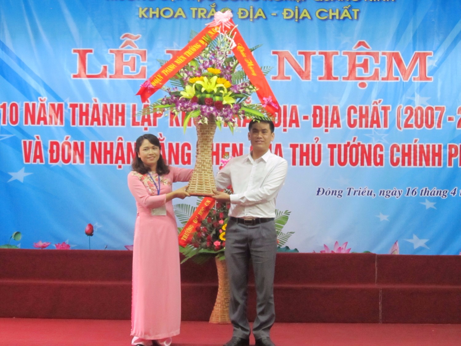 Lễ kỷ niệm 10 năm thành lập khoa Trắc Địa - Địa Chất