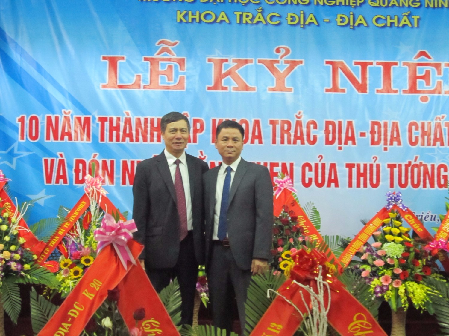 Lễ kỷ niệm 10 năm thành lập khoa Trắc Địa - Địa Chất