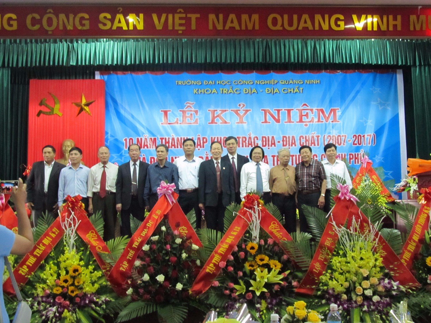 Lễ kỷ niệm 10 năm thành lập khoa Trắc Địa - Địa Chất