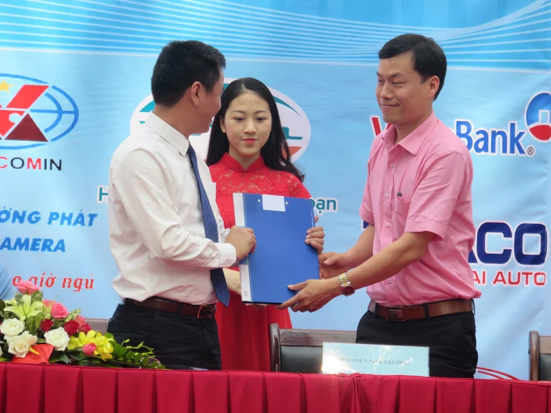 Ngày hội việc làm và kết nối Doanh Nghiệp 2017