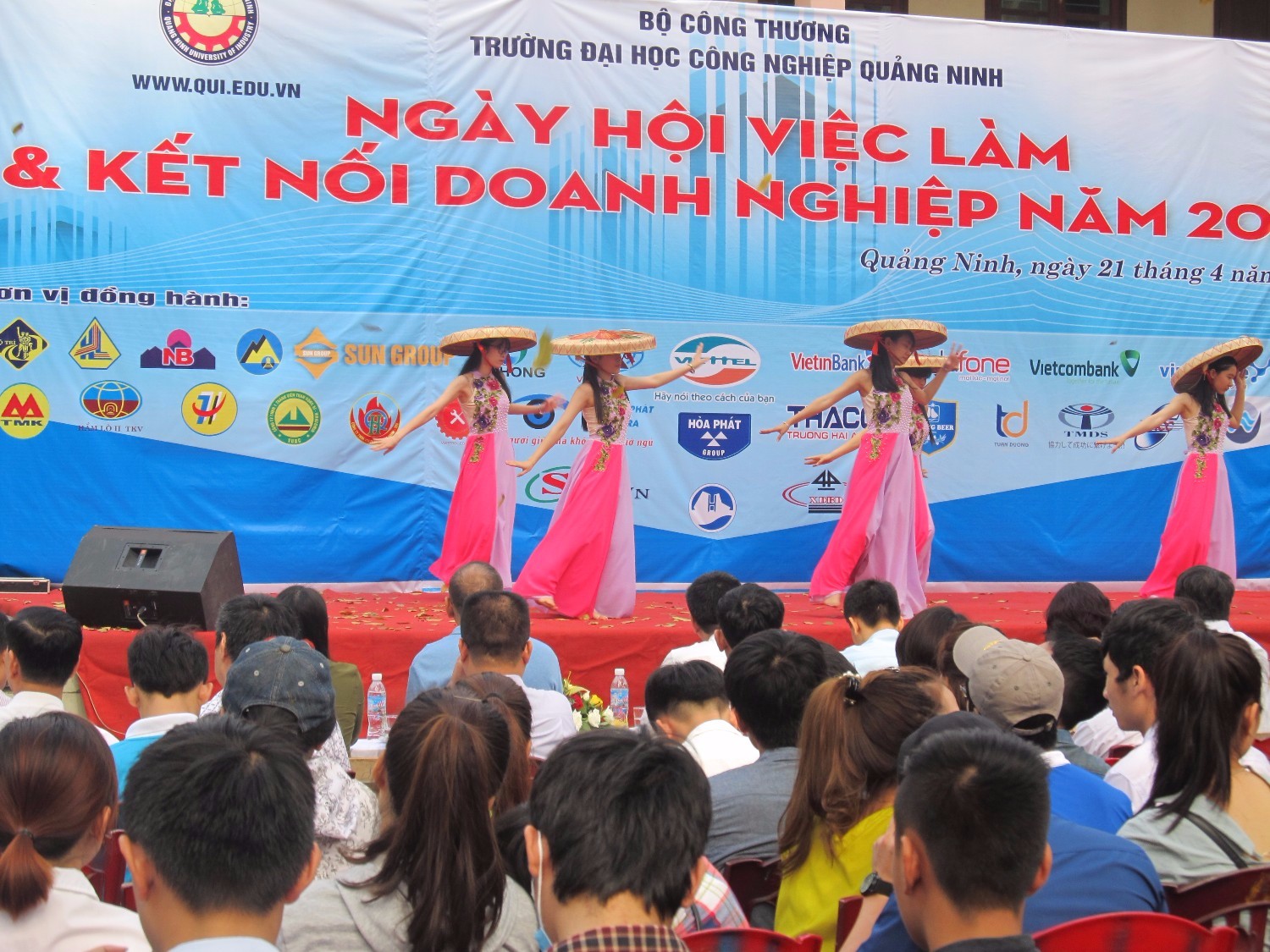 Ngày hội việc làm và kết nối Doanh Nghiệp 2017