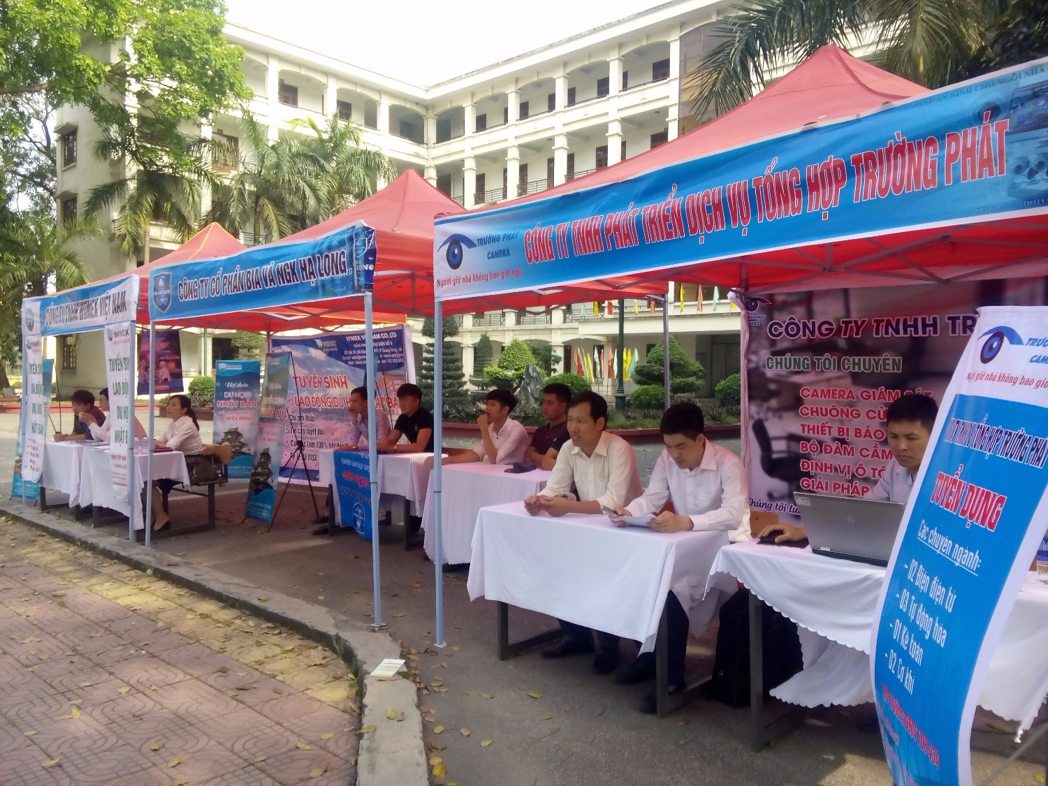 Ngày hội việc làm và kết nối Doanh Nghiệp 2017