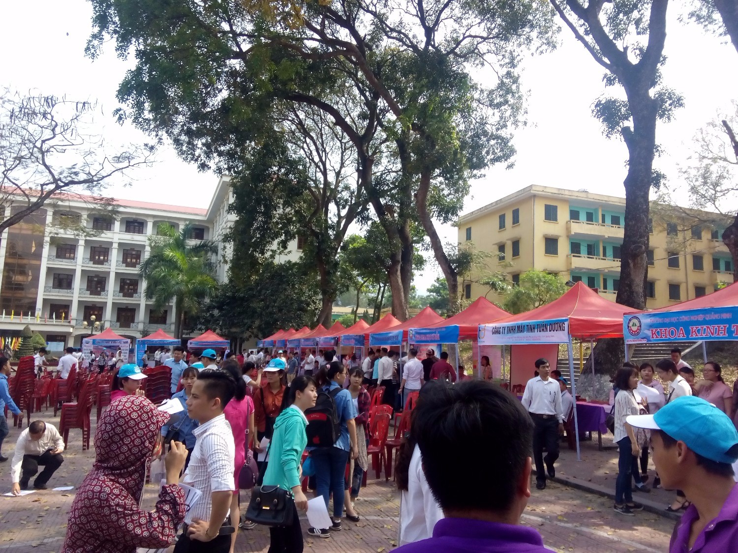 Ngày hội việc làm và kết nối Doanh Nghiệp 2017