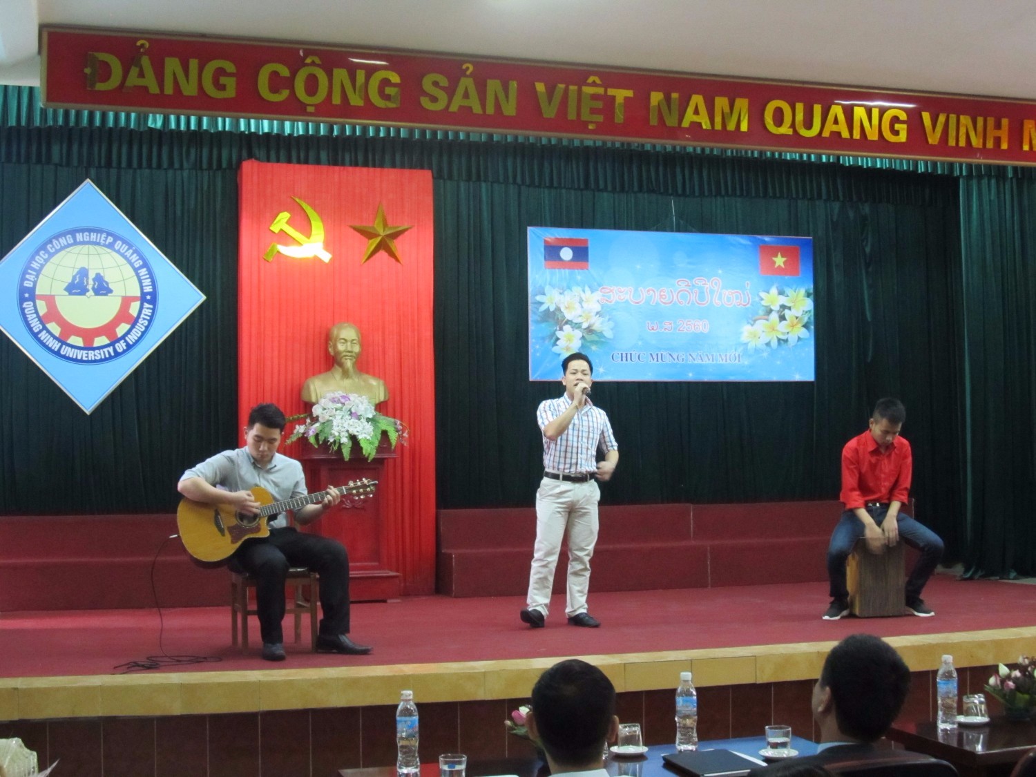 Tết cổ truyền dân tộc DCND LÀO 2017