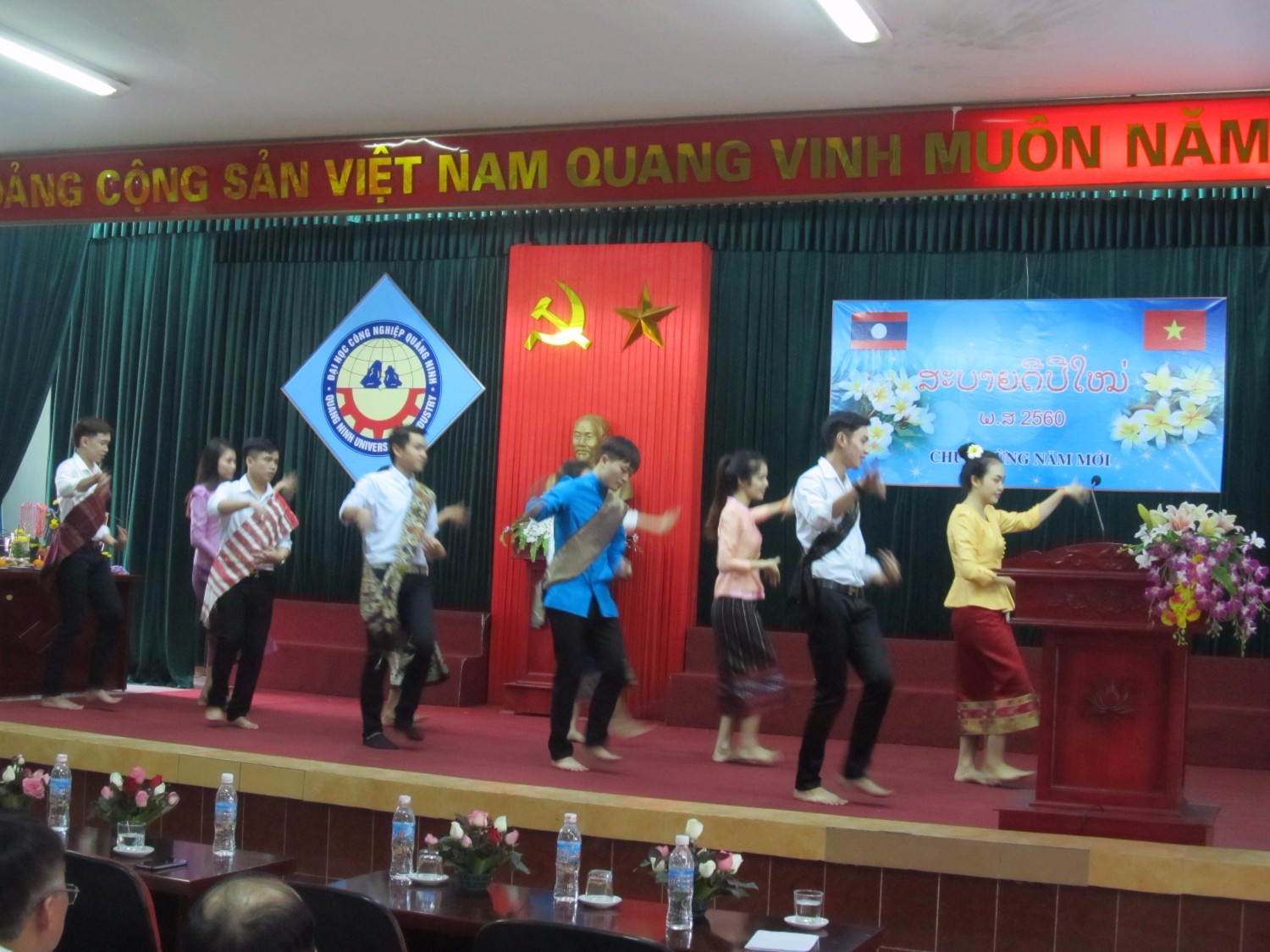 Tết cổ truyền dân tộc DCND LÀO 2017