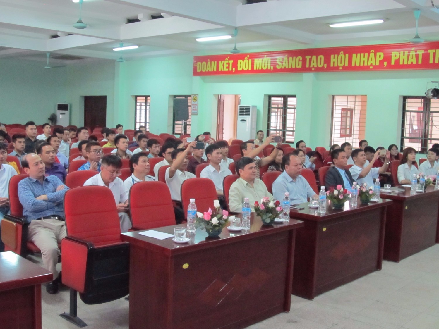 Tết cổ truyền dân tộc DCND LÀO 2017