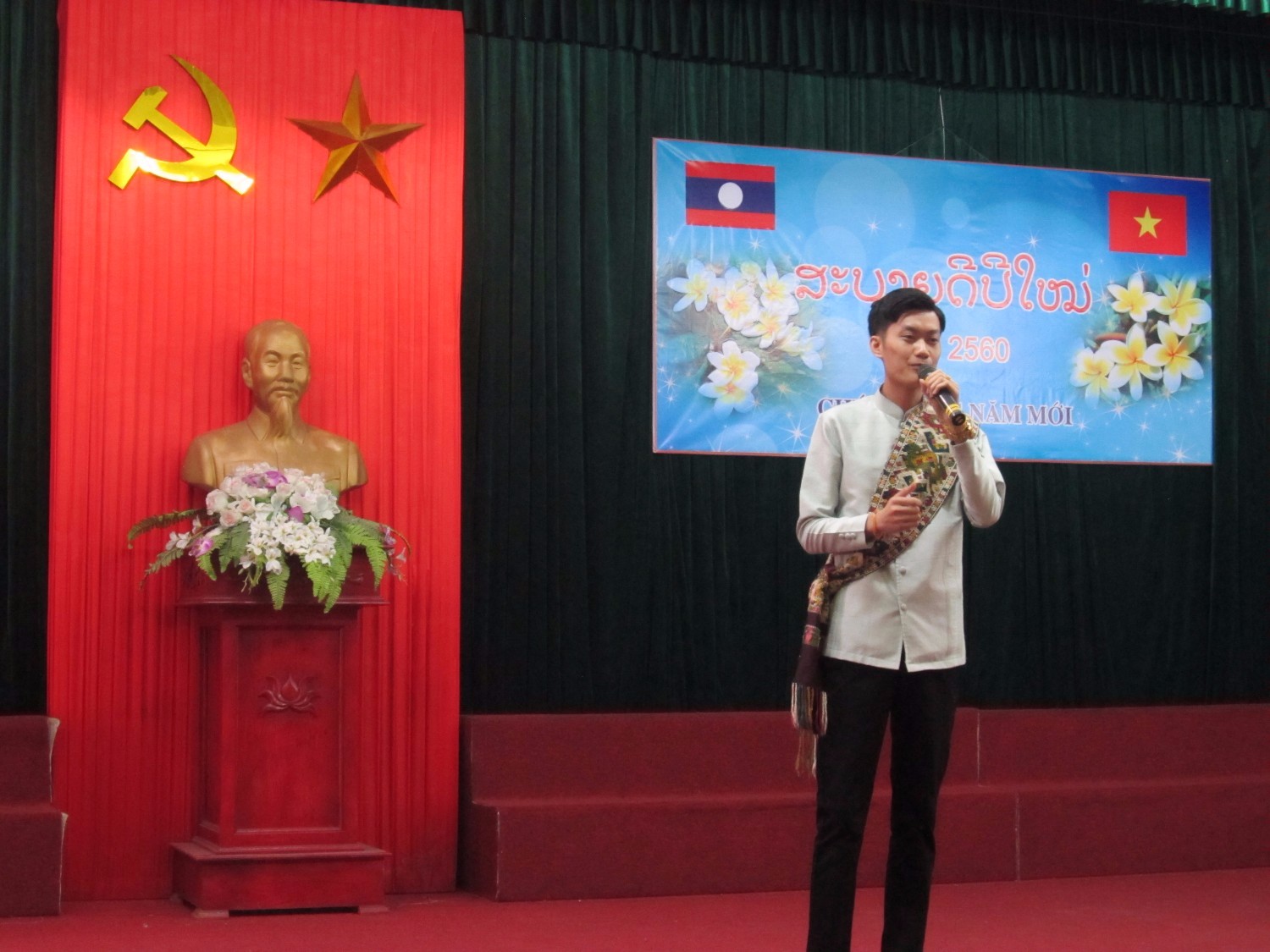 Tết cổ truyền dân tộc DCND LÀO 2017