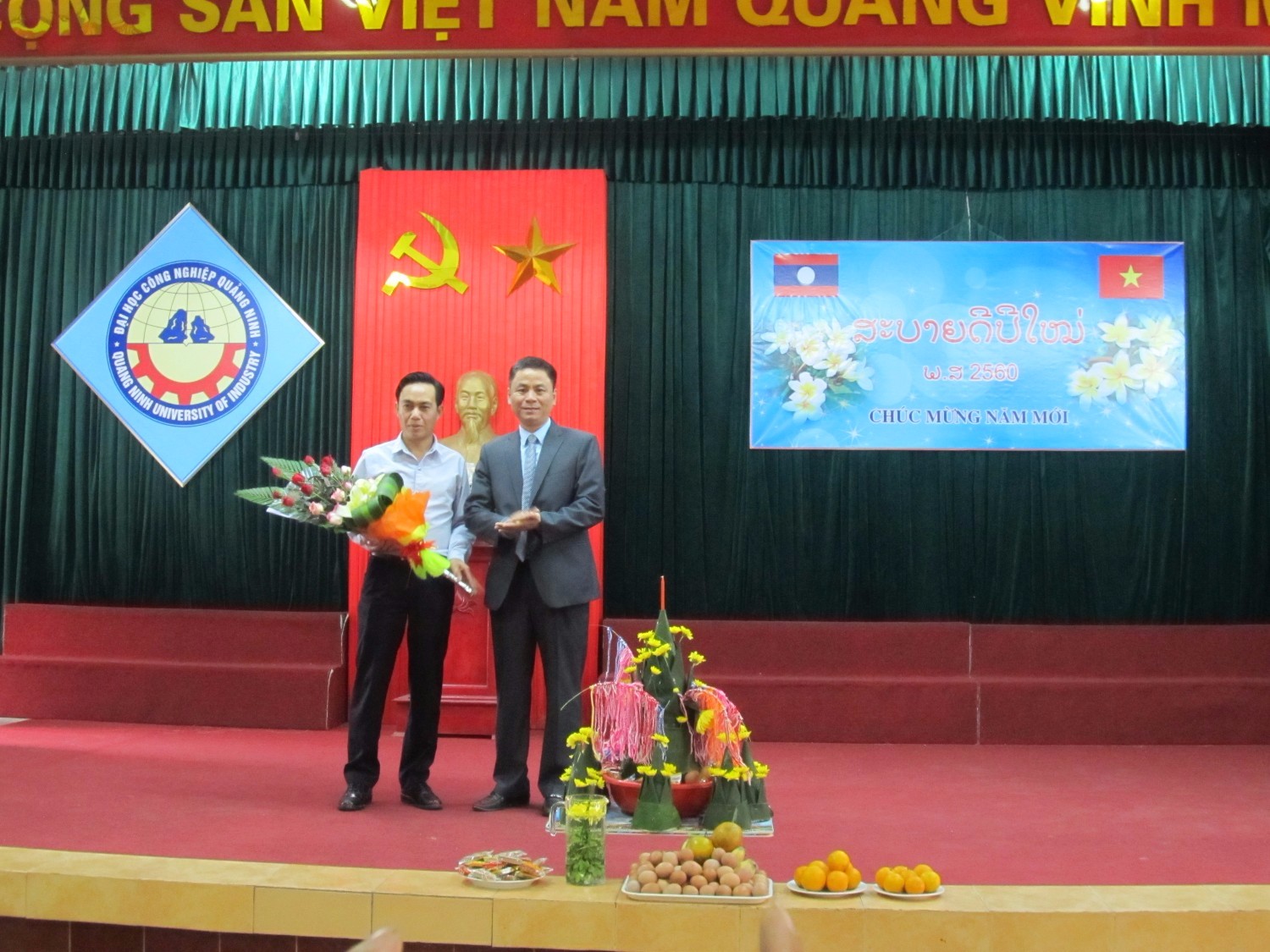 Tết cổ truyền dân tộc DCND LÀO 2017