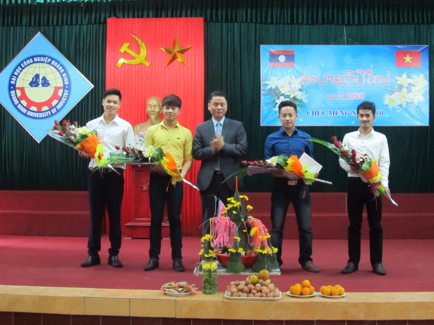 Tết cổ truyền dân tộc DCND LÀO 2017