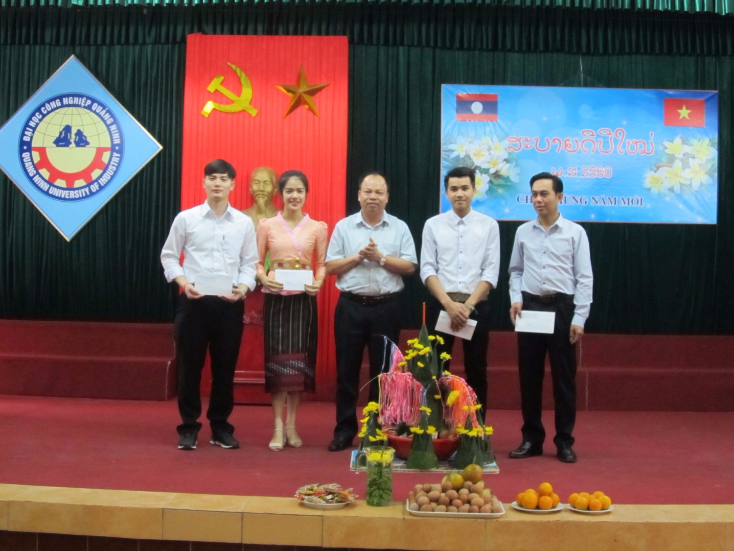 Tết cổ truyền dân tộc DCND LÀO 2017