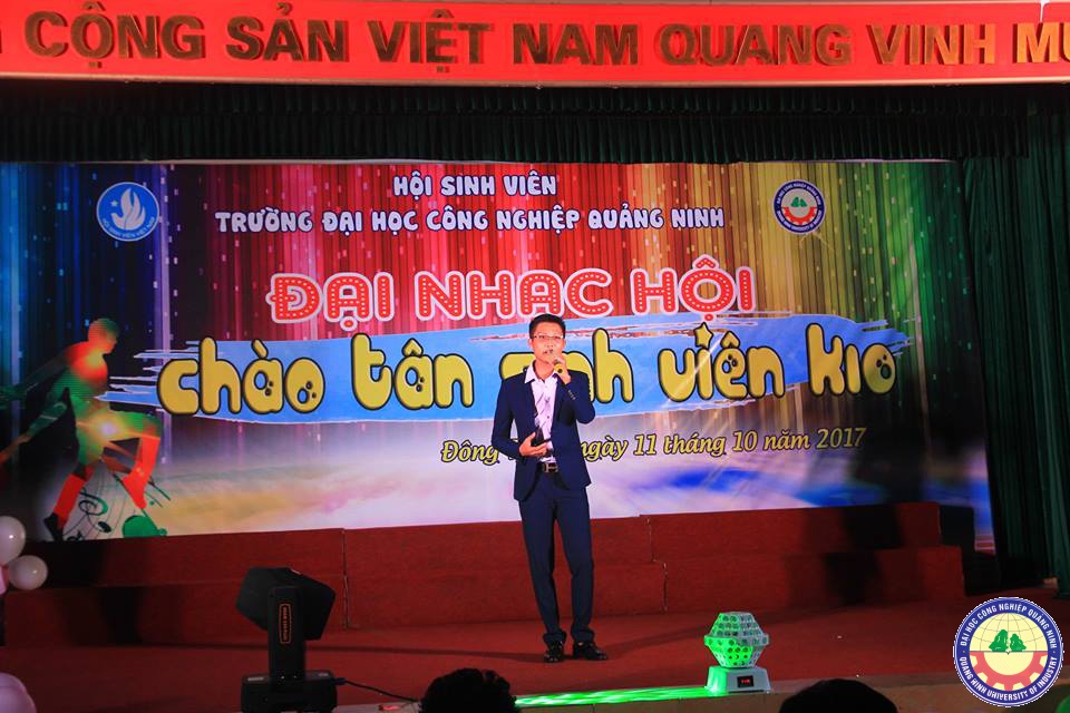 Nhạc hội chào sinh viên khóa mới K10