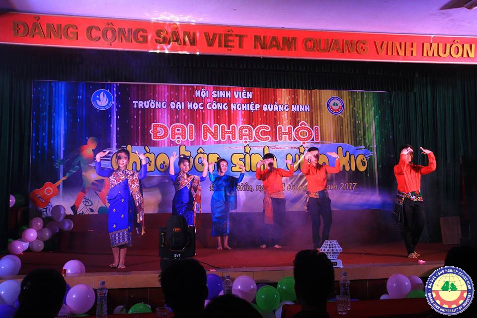 Nhạc hội chào sinh viên khóa mới K10