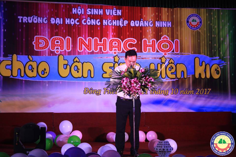 Nhạc hội chào sinh viên khóa mới K10