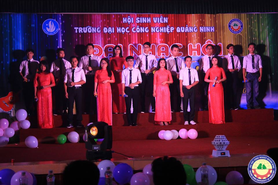 Nhạc hội chào sinh viên khóa mới K10
