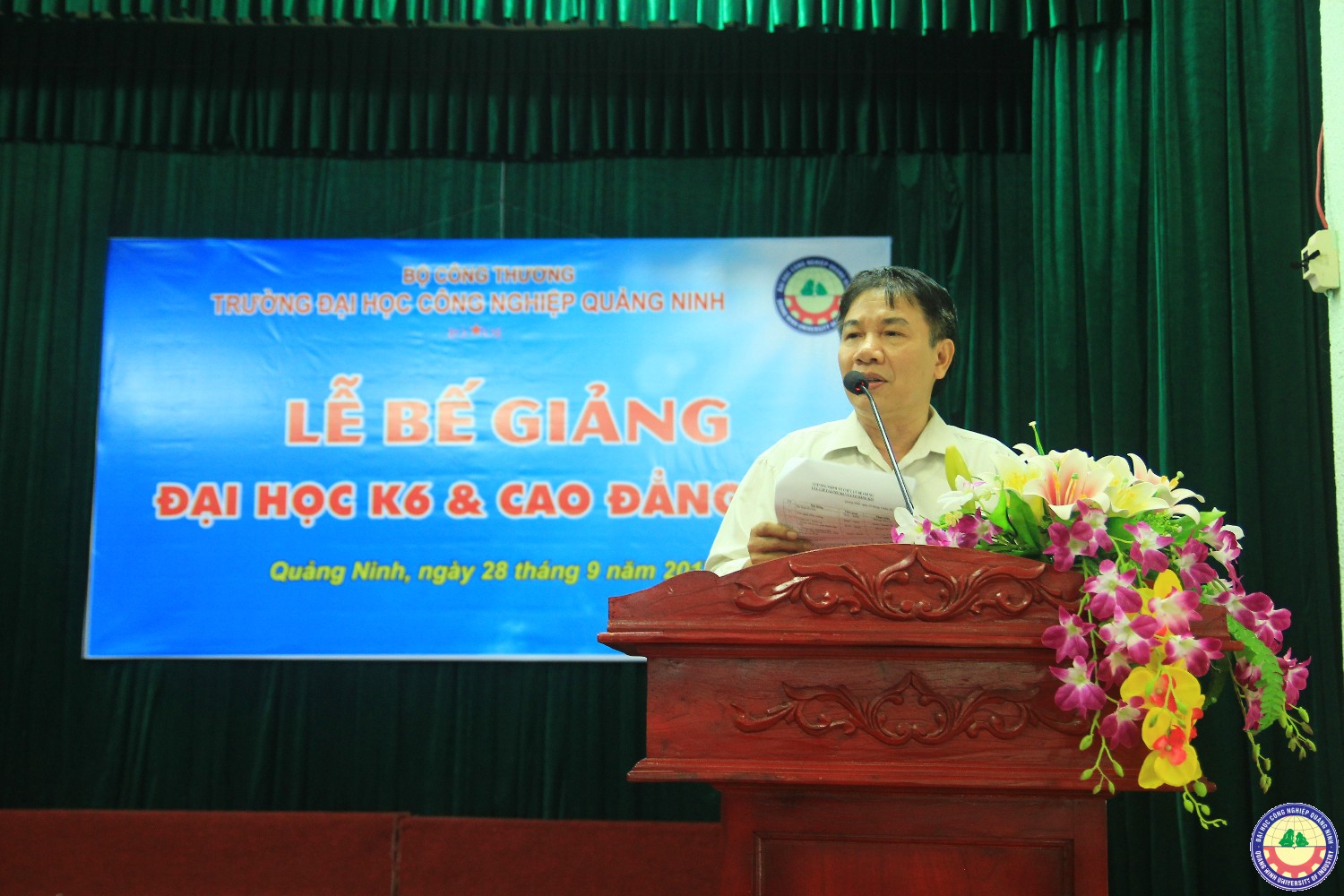 Lễ bế giảng và trao bằng tốt nghiệp K6