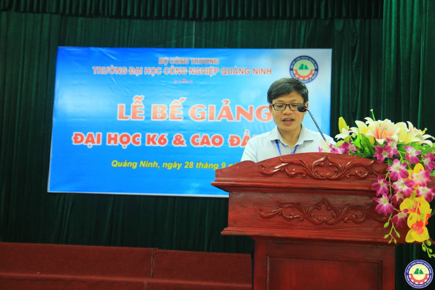 Lễ bế giảng và trao bằng tốt nghiệp K6