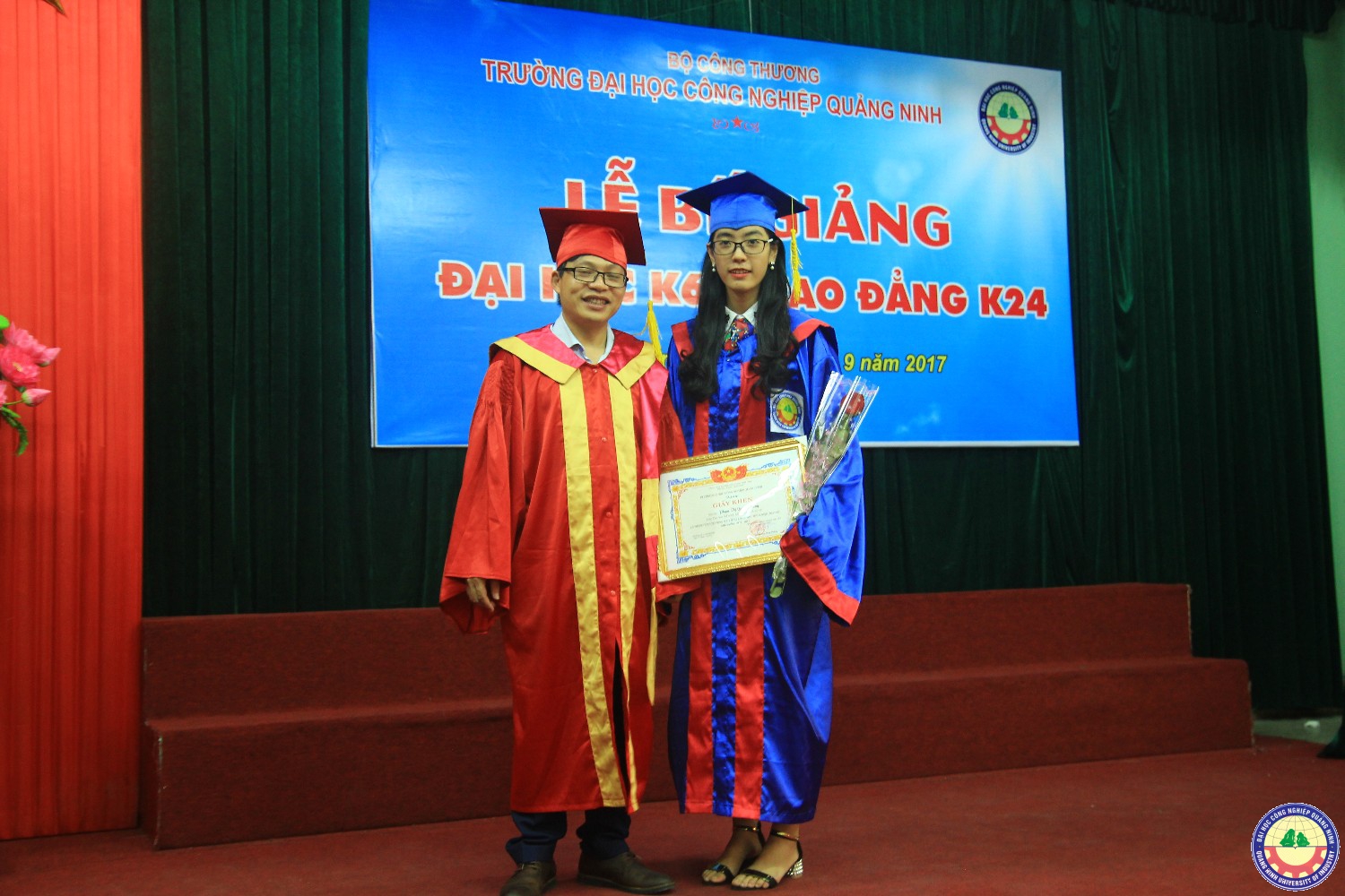 Lễ bế giảng và trao bằng tốt nghiệp K6
