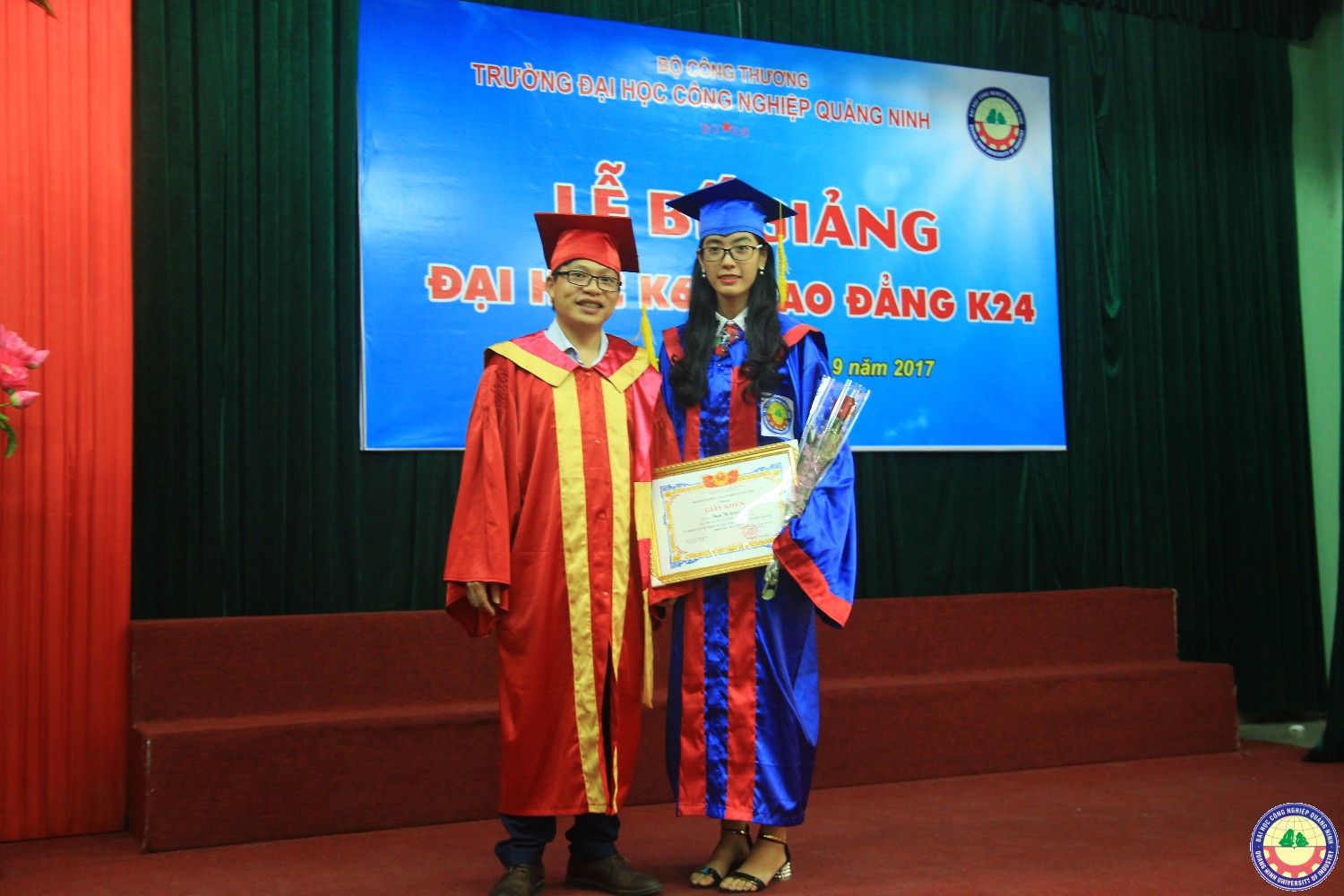 Lễ bế giảng và trao bằng tốt nghiệp K6
