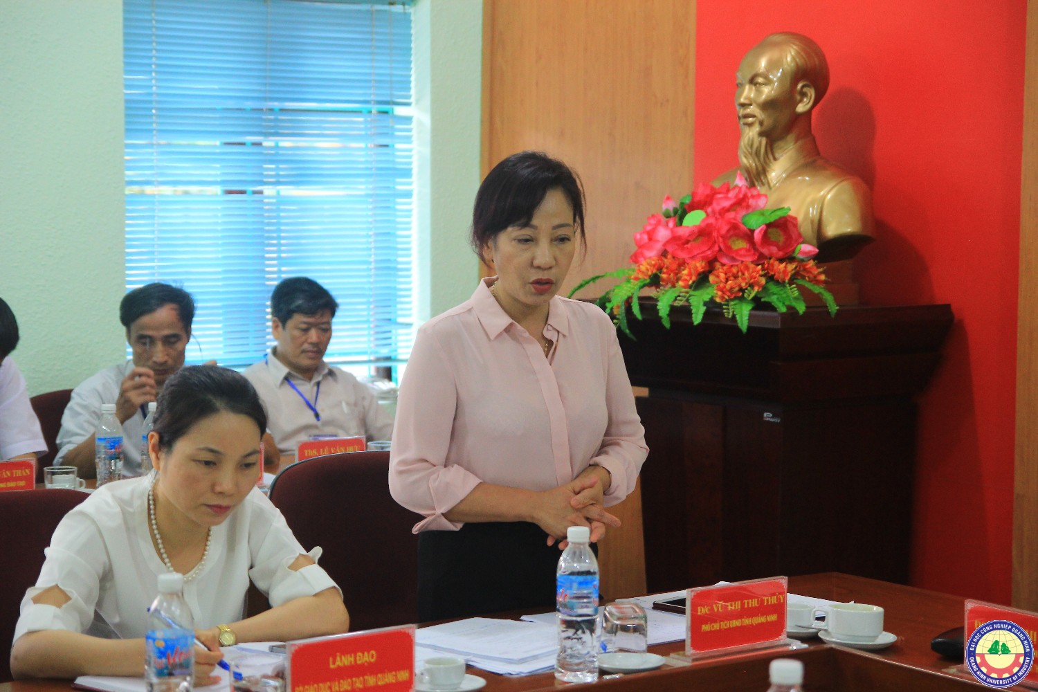 Đoàn giám sát của Uỷ ban Giáo dục TTN-NĐ về làm việc tại trường ĐHCNQN
