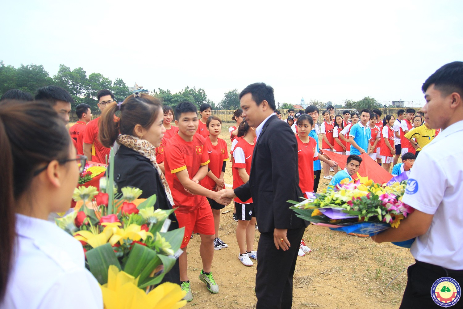 Giải bóng đá các câu lạc bộ hội sinh viên năm 2017