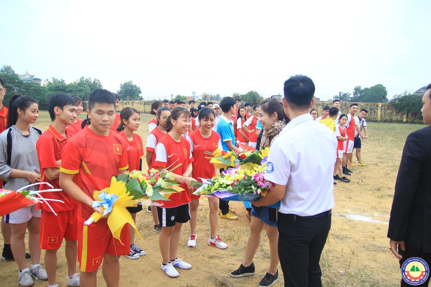 Giải bóng đá các câu lạc bộ hội sinh viên năm 2017