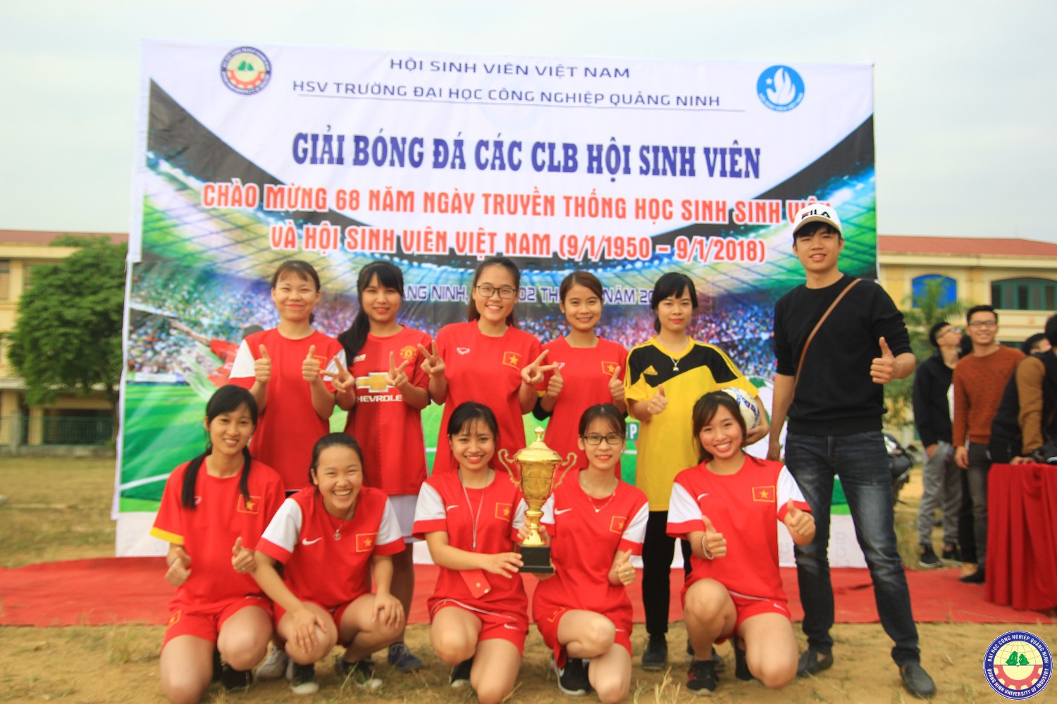 Giải bóng đá các câu lạc bộ hội sinh viên năm 2017