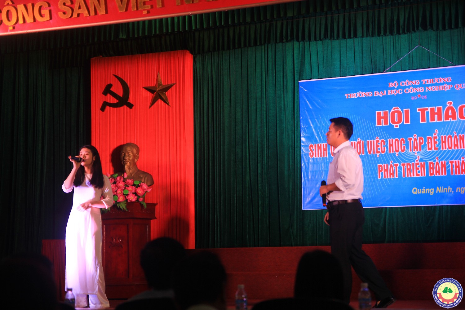 Hội thảo Sinh viên với việc học tập để hoàn thiện nhân cách phát triển bản thân