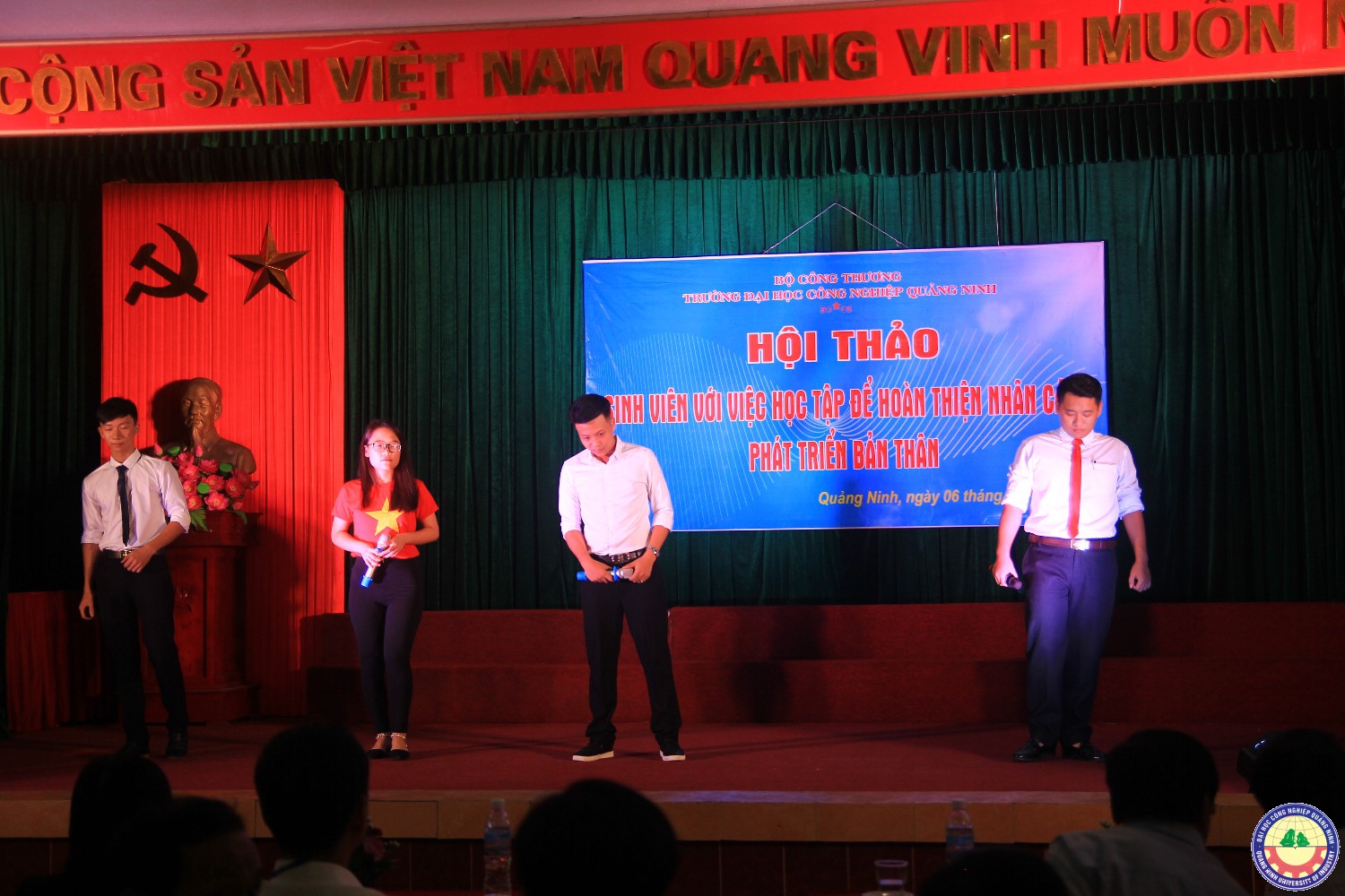 Hội thảo Sinh viên với việc học tập để hoàn thiện nhân cách phát triển bản thân
