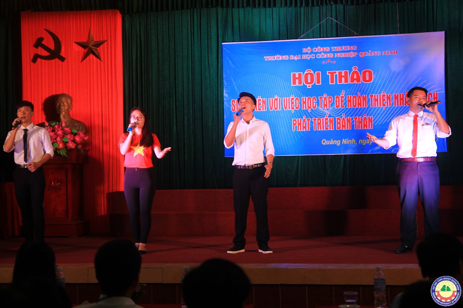 Hội thảo Sinh viên với việc học tập để hoàn thiện nhân cách phát triển bản thân