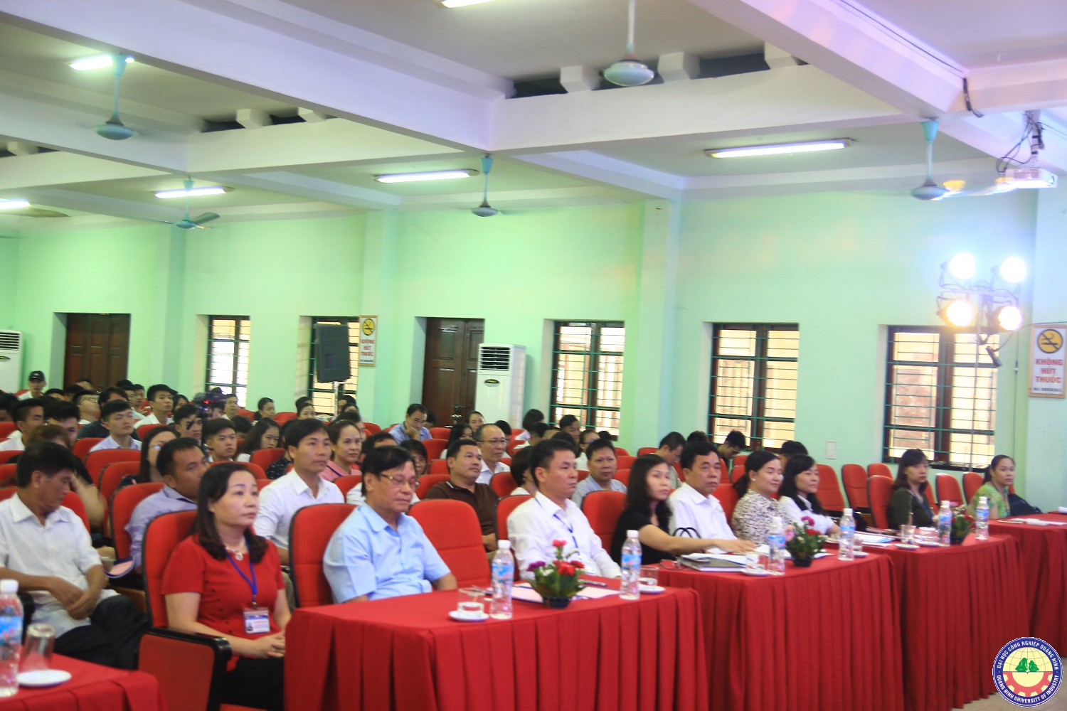 Hội thảo Sinh viên với việc học tập để hoàn thiện nhân cách phát triển bản thân