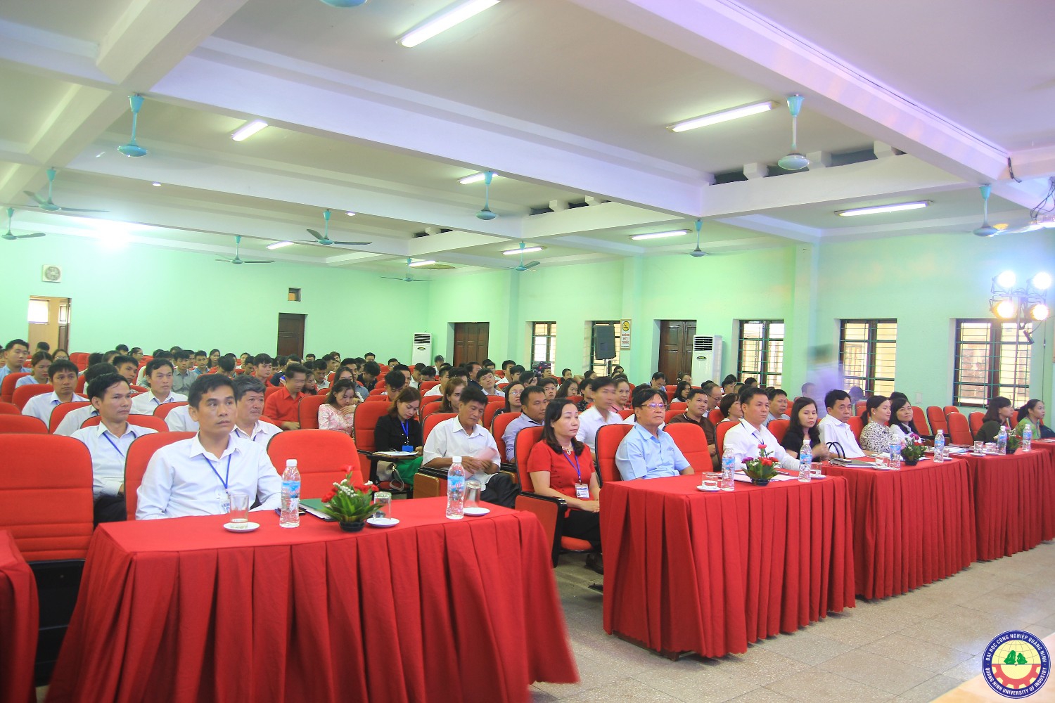Hội thảo Sinh viên với việc học tập để hoàn thiện nhân cách phát triển bản thân
