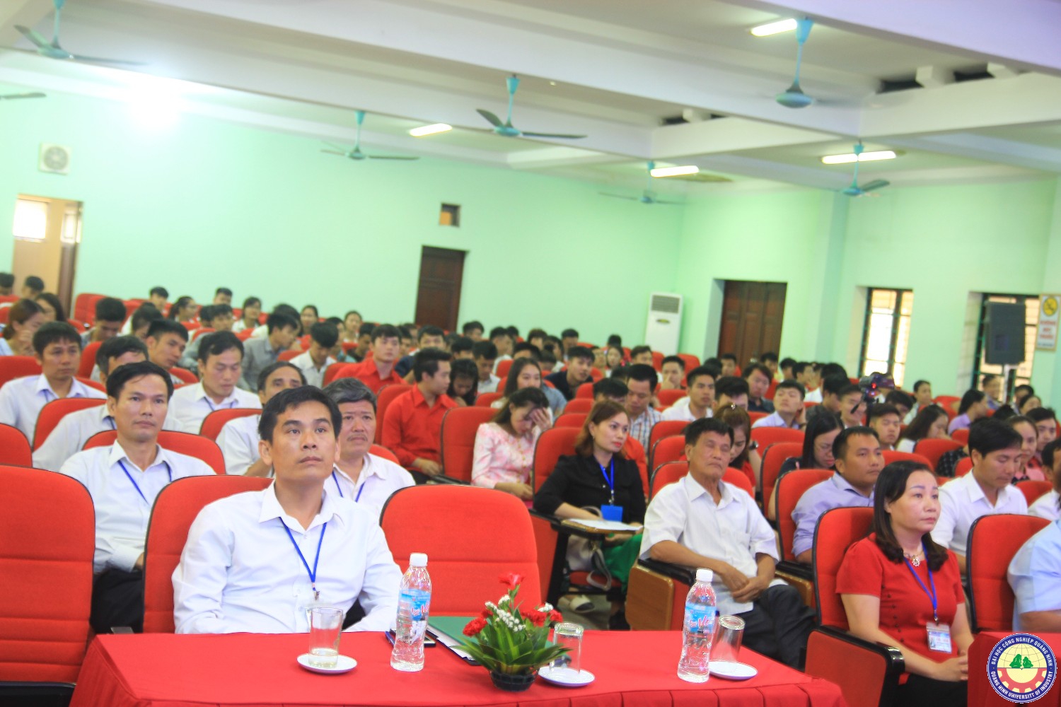 Hội thảo Sinh viên với việc học tập để hoàn thiện nhân cách phát triển bản thân