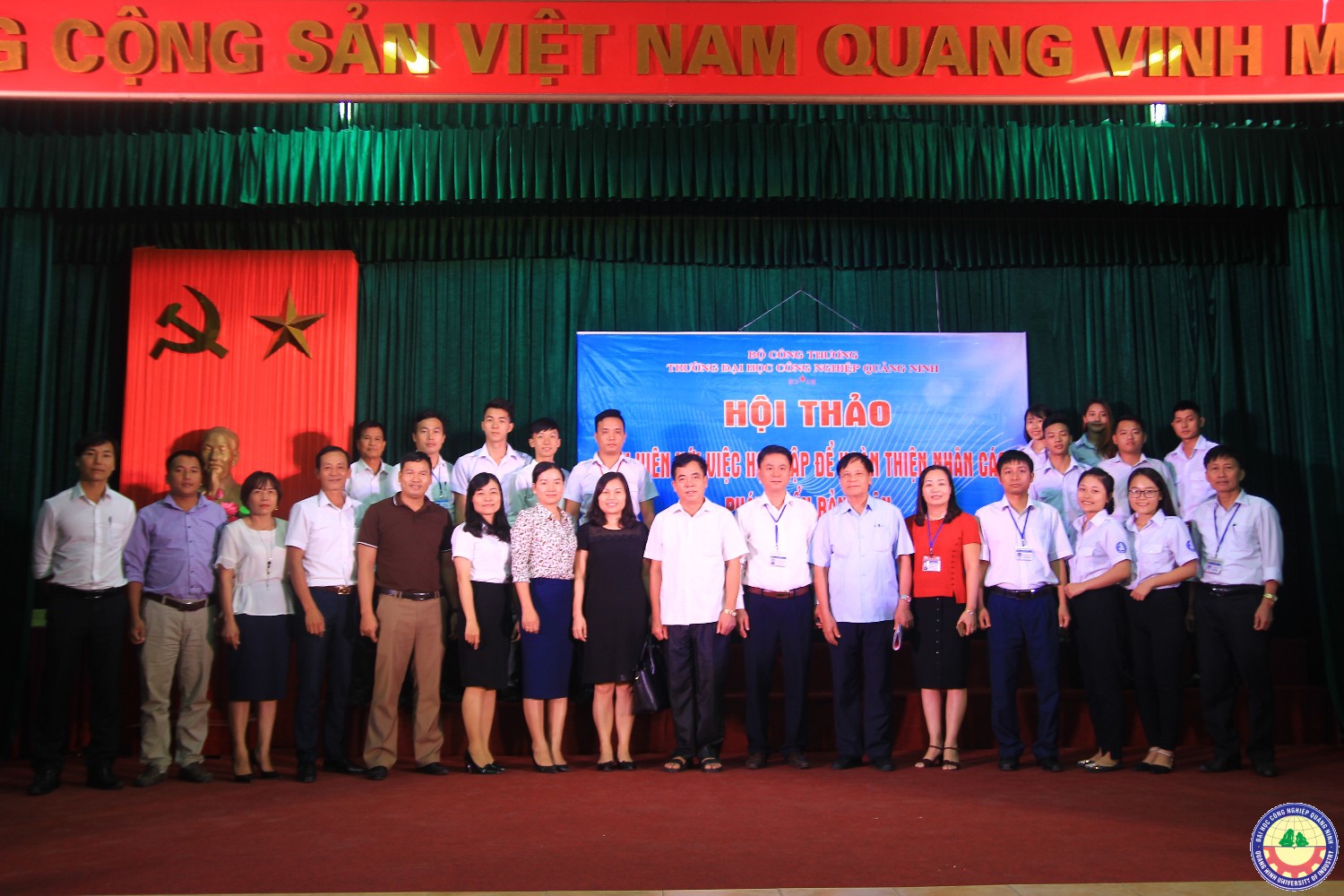 Hội thảo Sinh viên với việc học tập để hoàn thiện nhân cách phát triển bản thân