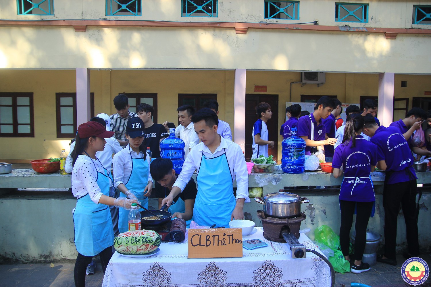 Hội thi nấu ăn chào mừng ngày 20/10 hội sinh viên trường