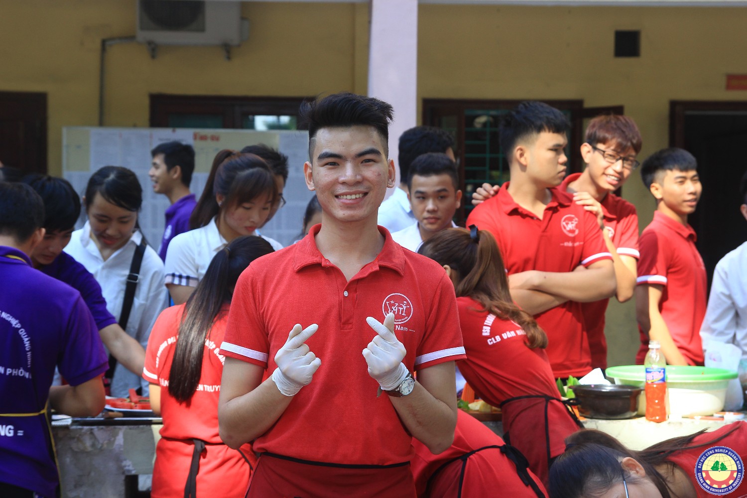 Hội thi nấu ăn chào mừng ngày 20/10 hội sinh viên trường