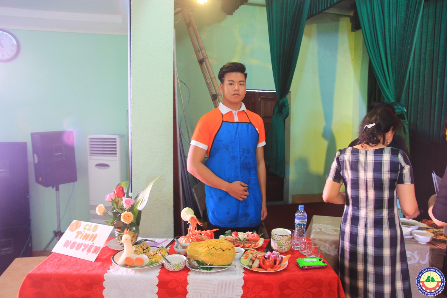 Hội thi nấu ăn chào mừng ngày 20/10 hội sinh viên trường