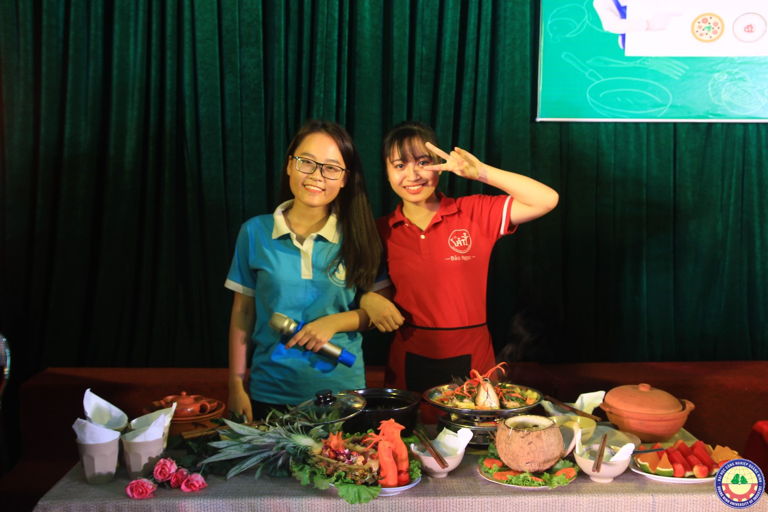 Hội thi nấu ăn chào mừng ngày 20/10 hội sinh viên trường